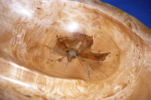 Maple Sunburst (SOLD) -(close up of brass inlay)
