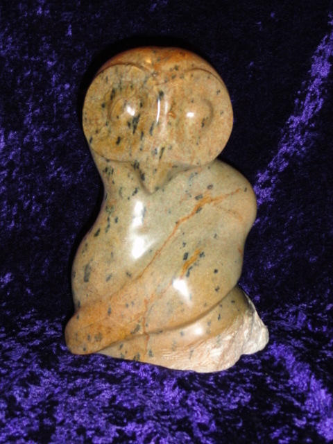 Willis takes a Bow - Brazilian Steatite (Soapstone)